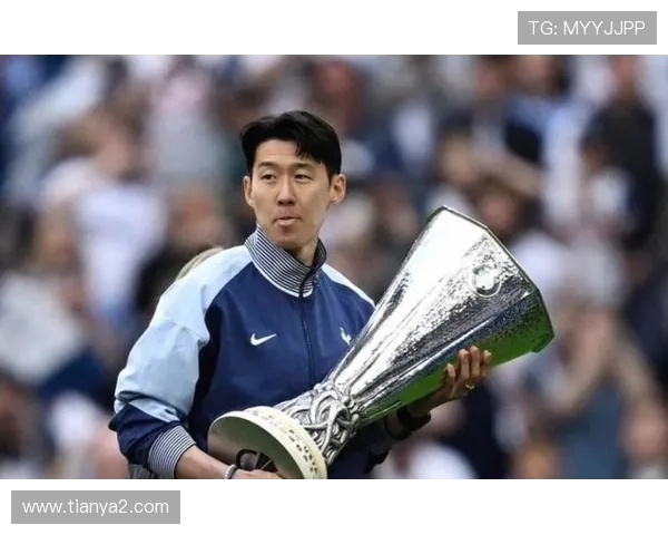 梅西新年首秀对决孙兴慜开门红